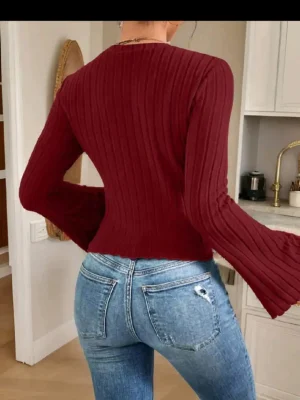 SHEIN Frenchy Women's Fall Winter Autumn Casual Solid Color Bell Sleeve Textured Fabric Crew Neck T-Shirt,New Years Women Outfit - Image 4