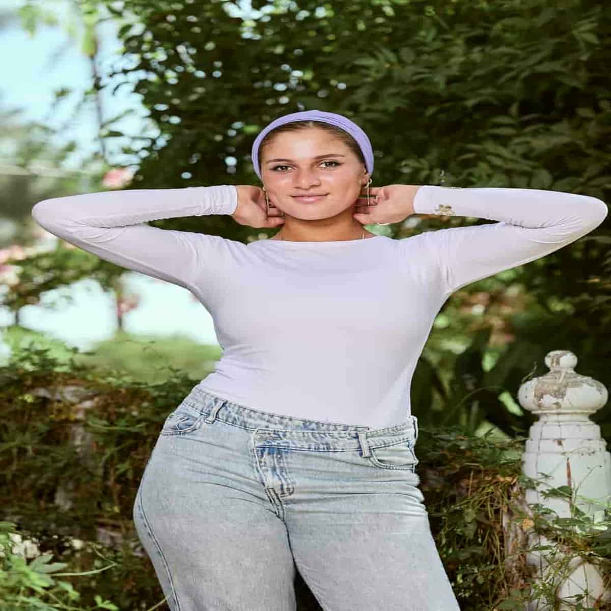 JAMILA - Basic Long Sleeves Round Neck Top - Image 12