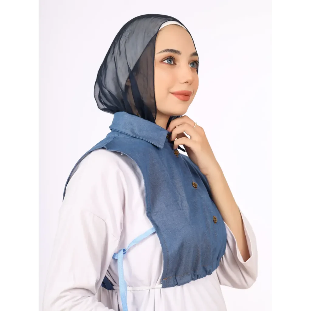 جميلة - ياقة شيميز جينز